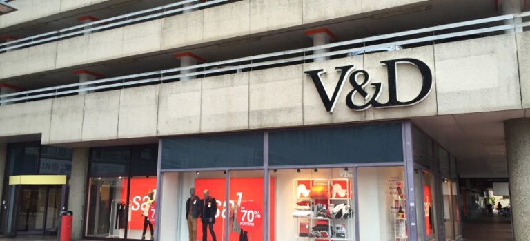 V&D